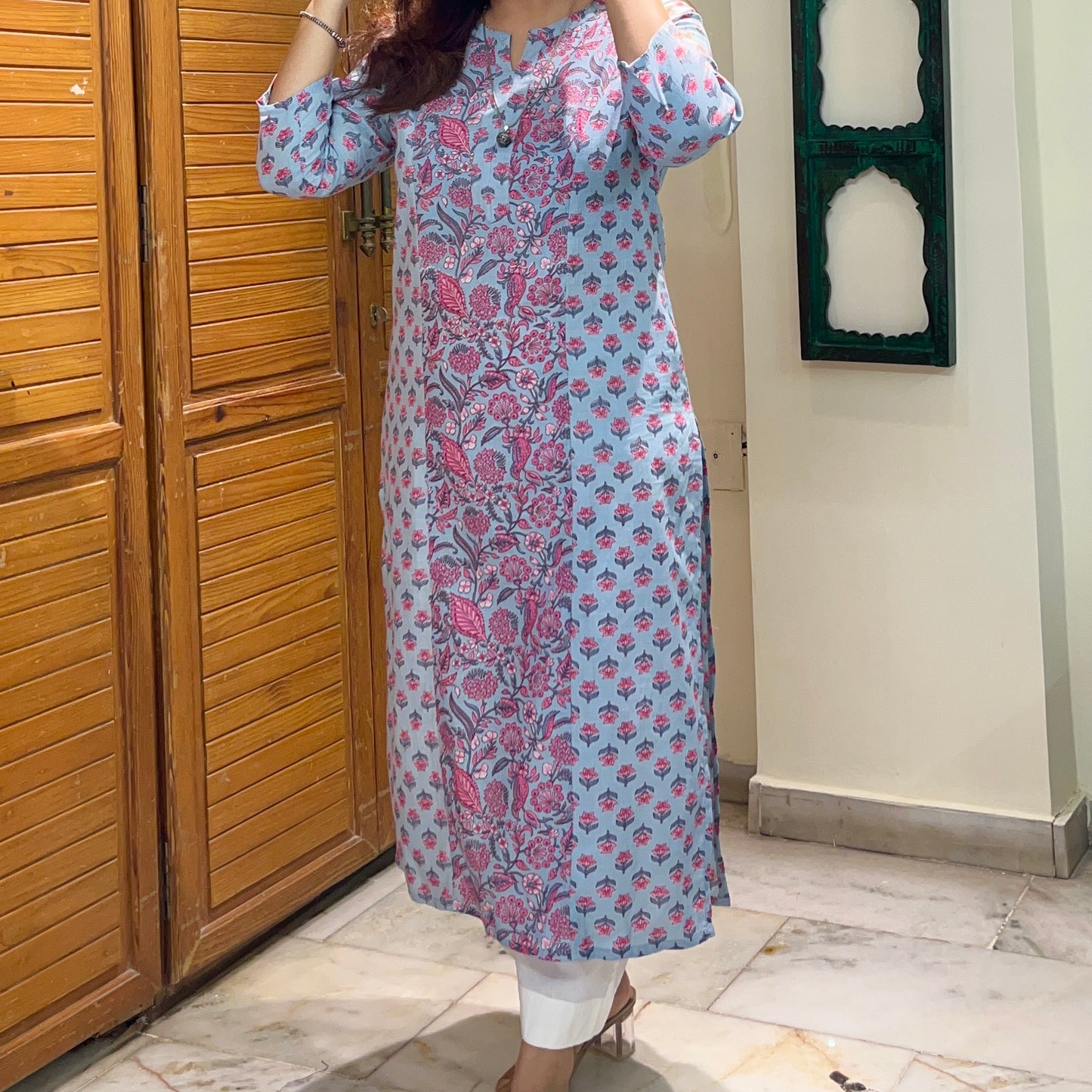 Aaina Handblock Printed Kurta_Blue Floral