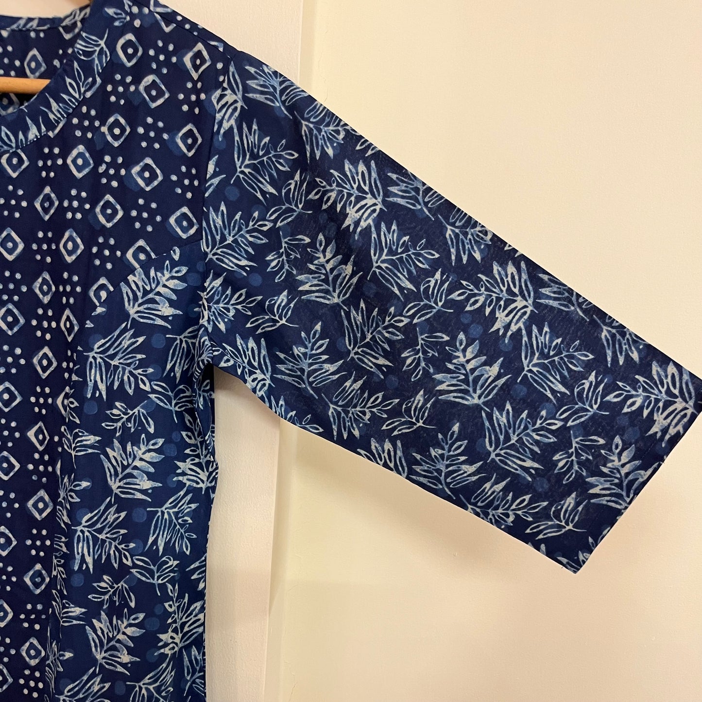 Aaina Handblock Printed Kurta_Indigo