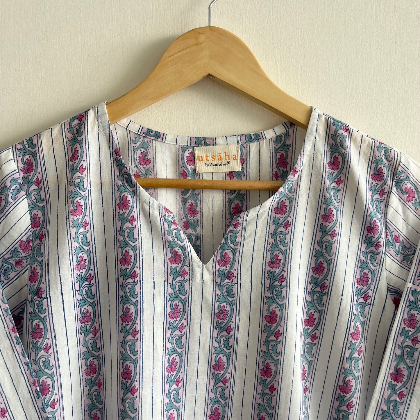 Saadgi Handblock Printed Kurta_Floral Stripes