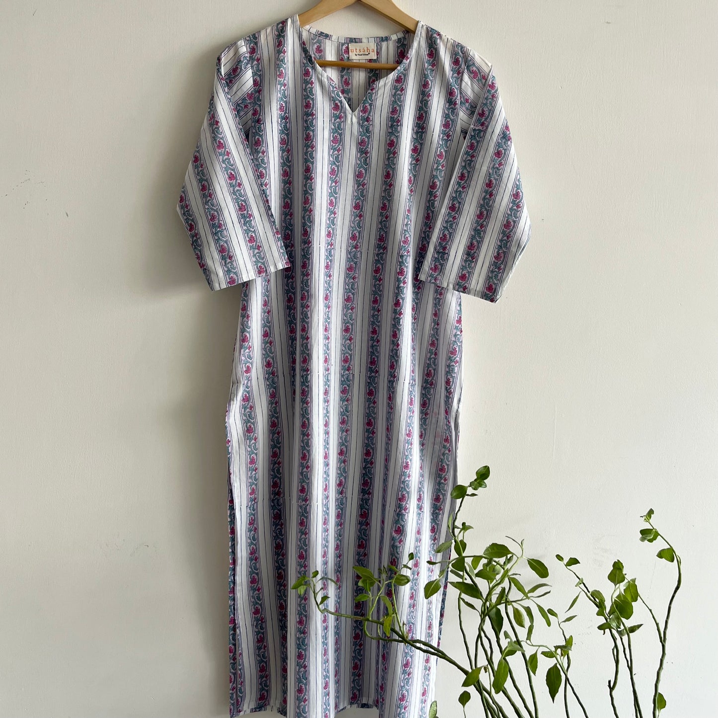 Saadgi Handblock Printed Kurta_Floral Stripes