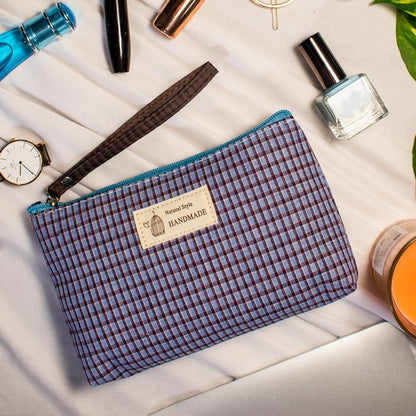 Checkered Daily Essential Pouch_Infinite Blue