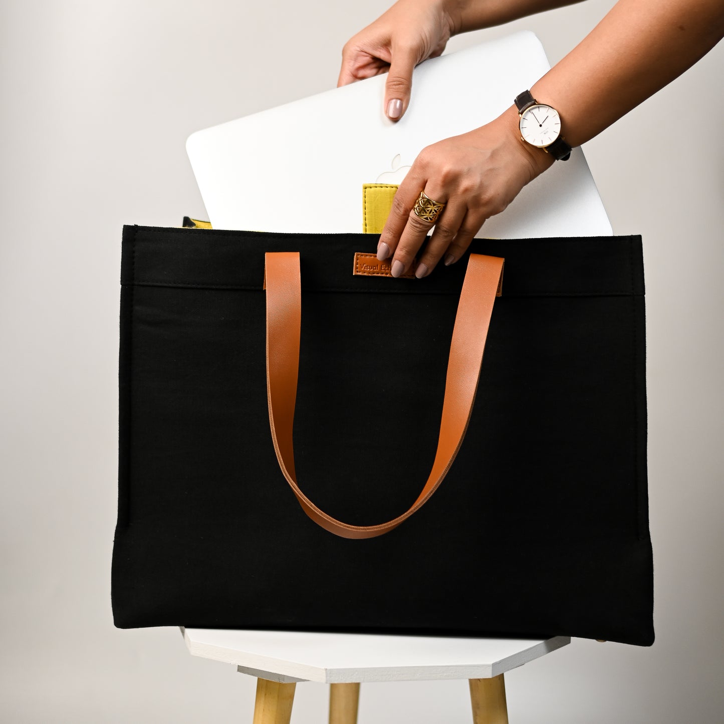 AM to PM Tote Bag_Black