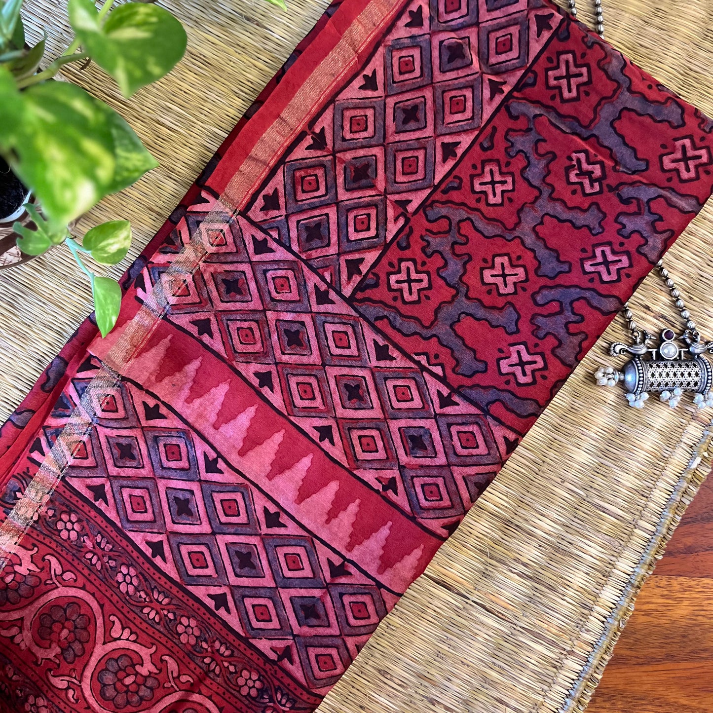 Chanderi Ajrakh Handblock Printed - Dupatta_Maroon