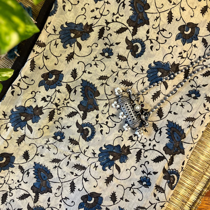 Chanderi Ajrakh Handblock Printed - Dupatta_Off White