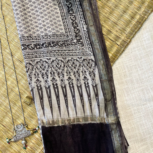 Chanderi Handblock Printed - Dupatta_Black&White