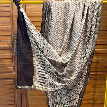 Chanderi Handblock Printed - Dupatta_Black&White
