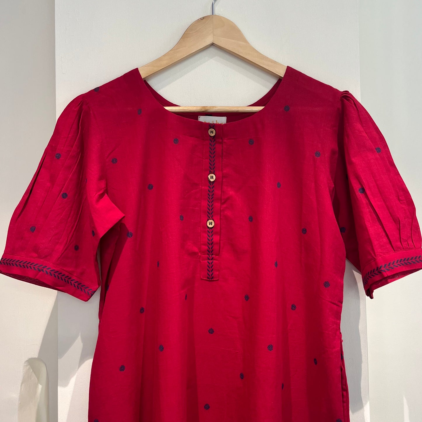 Kapaas Hondloom Cotton Kurta Set_Red