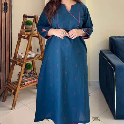 Arth Handwoven Kurta Set - Deep Blue & Magenta