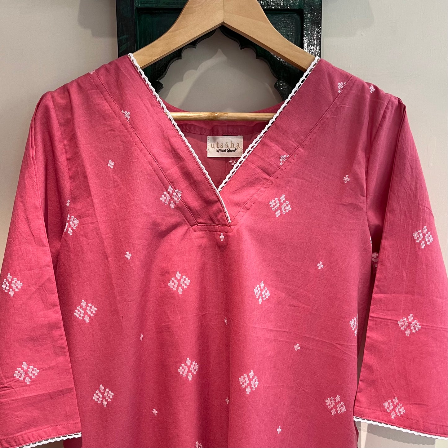 Reet Soft Handloom Kurta - Coral Pink