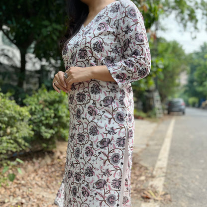 Rozana Everyday Handblock Printed Kurta_Magenta & White