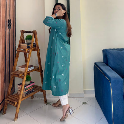 Reet Soft Handloom Kurta - Soft Pine Green
